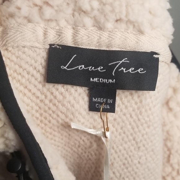 Love Tree Faux Fur Sherpa 3/4 Zip Pull Over Jacket Size Medium - Picture 3 of 6